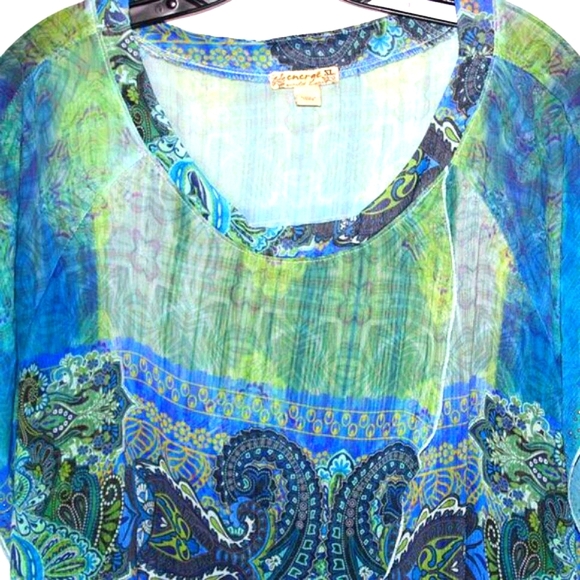 Sheer Boho Top (XL) – Flowy & Beachy Vibes! 💙✨ - Picture 3 of 8